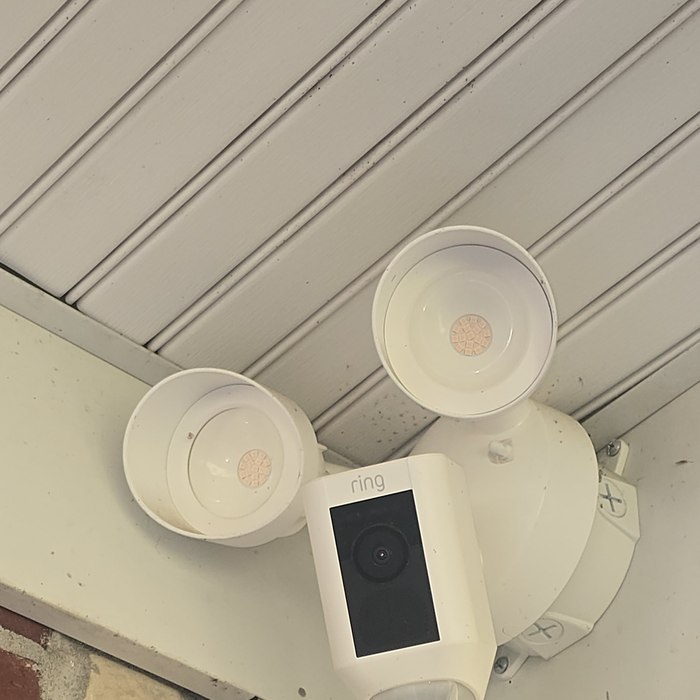 Ring floodlight camera installation